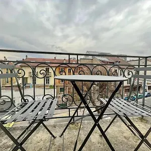 Appartement Delavigne Spacieux Classe 4 Etoiles Parking Privatif, Aix-les-Bains